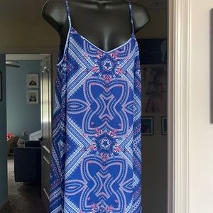 Gorgeous Tory Richard silk like polyester material maxi dress